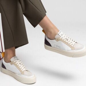 ONCEPT LONDON SHOE - WHITE/CAPPUCCINO Size 9.5